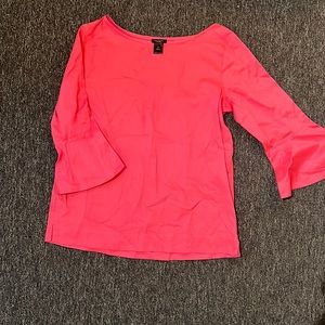 Ann Taylor XS pink top hardly worn